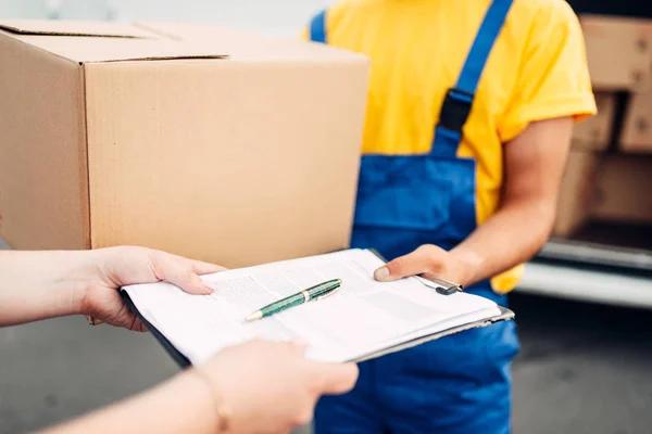 How to Choose the Best Distribution Service Toronto Offers Today