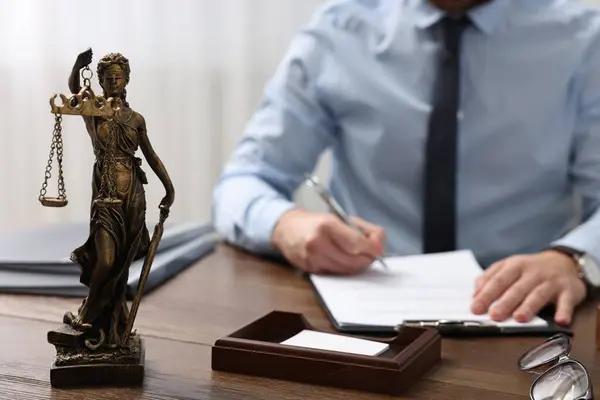 Lawyer Connection Service for Fast Legal Assistance
