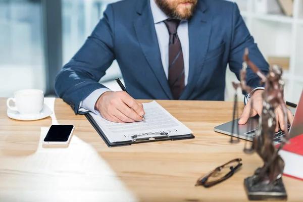 Top Benefits of Joining a Lawyer Referral Network