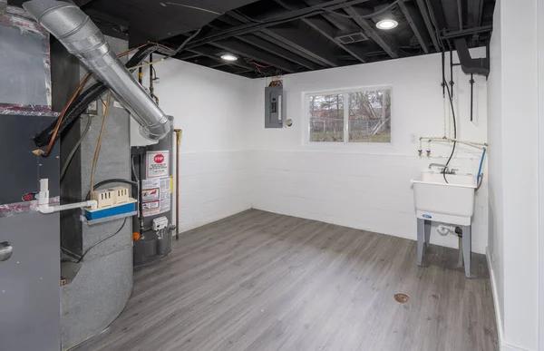 Electrical Panel Replacement for Homes with Increasing Power Needs